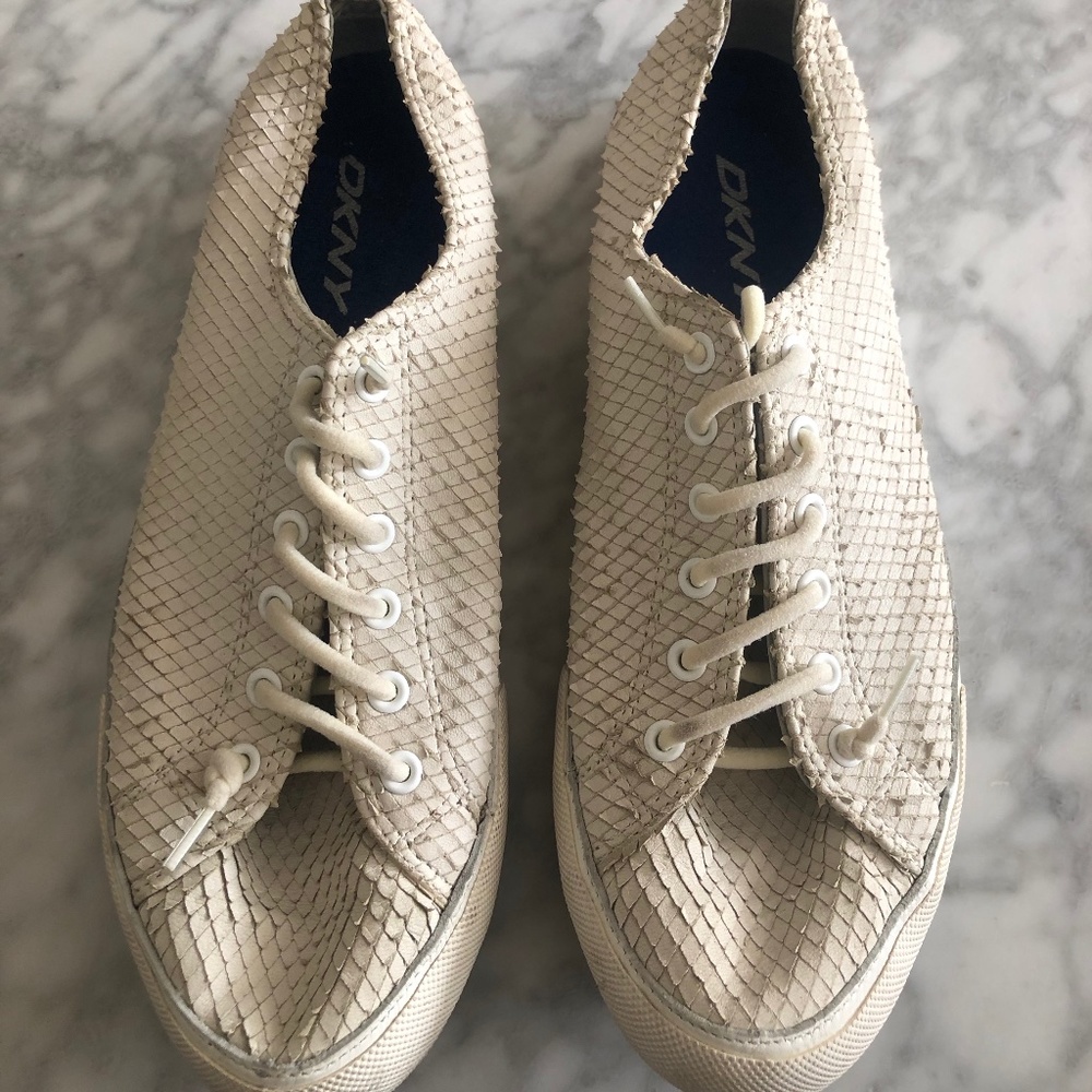 DKNY Sneakers